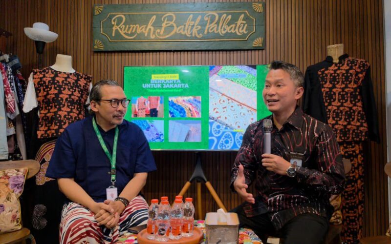 Wujudkan Kemandirian Difabel, PLN UID Jakarta Raya Resmikan “Akademi Batik Tuli’s” di Rumah Batik Palbatu