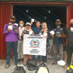 Peduli Asap Karhutla, DPD LPM RI Kalbar Bagikan Masker di Pasar Flamboyan Pontianak