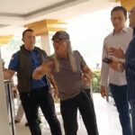 Panas! Saat Siswa Ujian, Adu Argumen Kuasa Hukum vs JPU Kejati Kalbar Terjadi Pemeriksaan Fisik Gedung SMA Mujahidin Di Luar Sidang