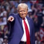 Donald Trump Teken UU Sanksi Baru Rusia dan Iran, Tarif Impor Bisa Capai 500 Persen