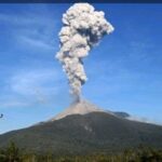 BMKG Pantau Sebaran Debu Vulkanik dari Tiga Gunung Api Aktif