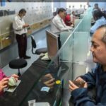 Rupiah Melemah ke Rp17.933 per Dolar AS, Ancaman Kenaikan Suku Bunga The Fed Jadi Beban