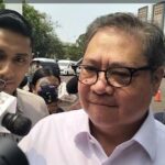 Pemerintah Bahas Industri Tekstil di Istana, Airlangga-Rosan Belum Mau Bicara Kebijakan
