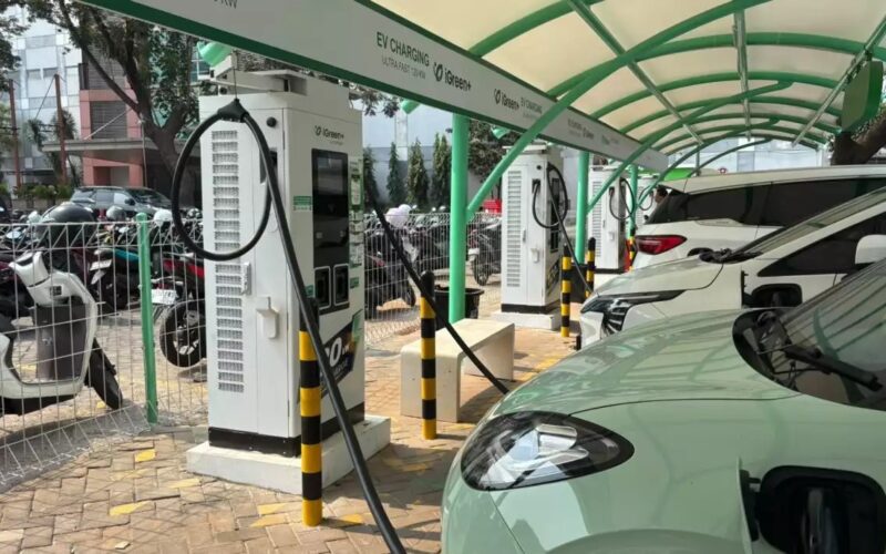 Kolaborasi Lintas Sektor Perkuat Ekosistem EV, PLN Buka Peluang Kemitraan SPKLU di Jakarta