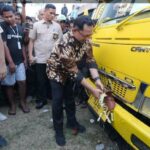 Mendagri Lepas 125 Truk Genteng untuk Dukung Program Gentengisasi