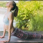 Menghindari Nyeri Kronis Melalui Gerakan Yoga untuk Sakit Pinggang yang Tepat