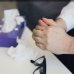 Kerap Terjadi, Ini Penyebab Kenapa Tangan Terasa Dingin Saat Gugup