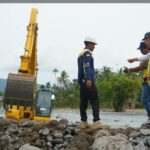 Banjir Bandang Padang Rusak Rumah dan SPAM, Tanggul Darurat 200 Meter Rampung